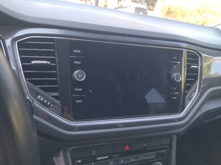 Volkswagen T-Roc 2021-thumb-13