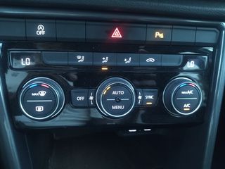 Volkswagen T-Roc 2021-thumb-21
