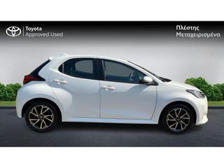 Toyota Yaris 2024 Active Plus-thumb-5