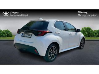 Toyota Yaris 2024 Active Plus-thumb-6