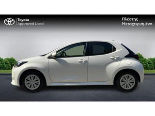 Toyota Yaris 2022 ACTIVE-thumb-2
