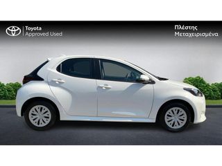 Toyota Yaris 2022 ACTIVE-thumb-5