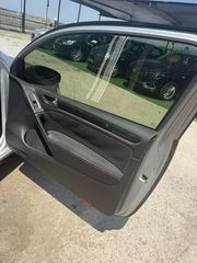 Volkswagen Golf 2009-thumb-12