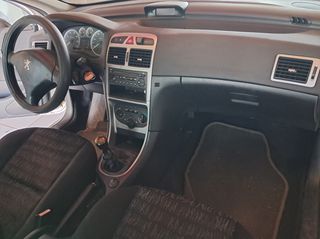 Peugeot 307 2004