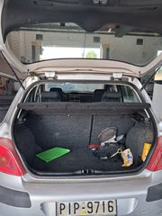 Peugeot 307 2004-thumb-6