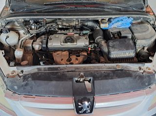 Peugeot 307 2004-thumb-14