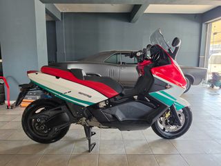 Gilera GP 800 2010-thumb-4