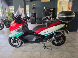 Gilera GP 800 2010-thumb-15
