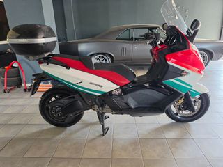 Gilera GP 800 2010-thumb-19
