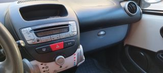 Citroen C1 2013-thumb-14