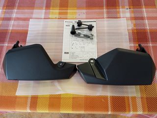 Χούφτες γνήσιες για V Strom 650