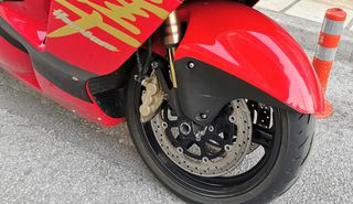 Suzuki Hayabusa 2006-thumb-12