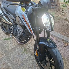 KTM 790 Duke 2023