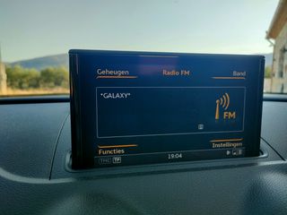 Audi A3 2015 Cabrio-thumb-11