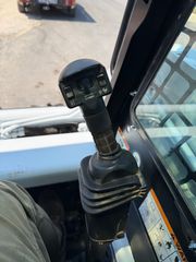 Φορτωτάκι Bobcat 2006 S150-thumb-26