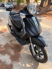 Piaggio Beverly 300i Tourer 2009-thumb-5