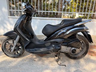 Piaggio Beverly 300i Tourer 2009-thumb-9