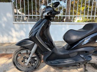 Piaggio Beverly 300i Tourer 2009-thumb-11