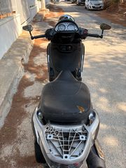 Piaggio Beverly 300i Tourer 2009-thumb-12