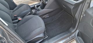 Peugeot 208 2018 *** S T Y L E ***-thumb-19