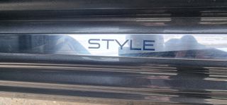 Peugeot 208 2018 *** S T Y L E ***-thumb-10