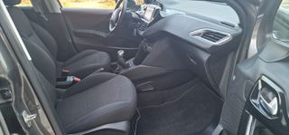 Peugeot 208 2018 *** S T Y L E ***-thumb-29