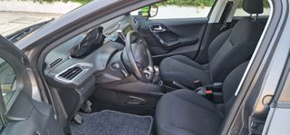 Peugeot 208 2018 *** S T Y L E ***-thumb-31