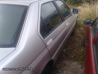 Alfa Romeo Alfa 164 2000 32 24V-thumb-2