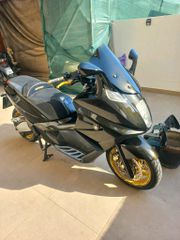 Gilera GP 800 2010-thumb-6