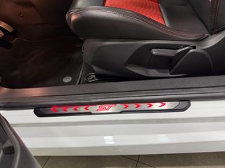Ford Fiesta 2016 ST | 180hp | ΔΕΡΜΑ | LED | CLIMA-thumb-35
