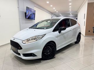 Ford Fiesta 2016 ST | 180hp | ΔΕΡΜΑ | LED | CLIMA