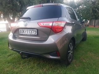 Toyota Yaris 2019 1.5 HYBRID Y20 CLUB-thumb-12