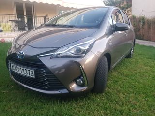 Toyota Yaris 2019 1.5 HYBRID Y20 CLUB-thumb-0