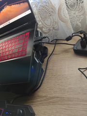 Laptop MSI-thumb-1