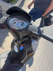 Sym Symphony SR 125i 2018 CBS-thumb-1