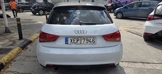 Audi A1 2012-thumb-5