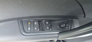 Audi A1 2012-thumb-7