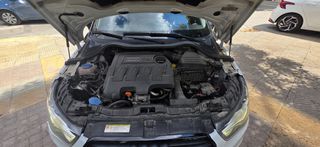 Audi A1 2012-thumb-15