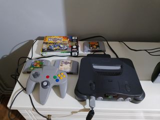Nintendo 64 + χειριστήριο + expansion pak + 3 παιχνίδια