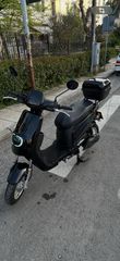 Μοτοποδήλατο 2023 ηλεκτρικό scooter – swuity της ELECTRIC MOTO-thumb-1