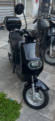 Μοτοποδήλατο 2023 ηλεκτρικό scooter – swuity της ELECTRIC MOTO-thumb-2