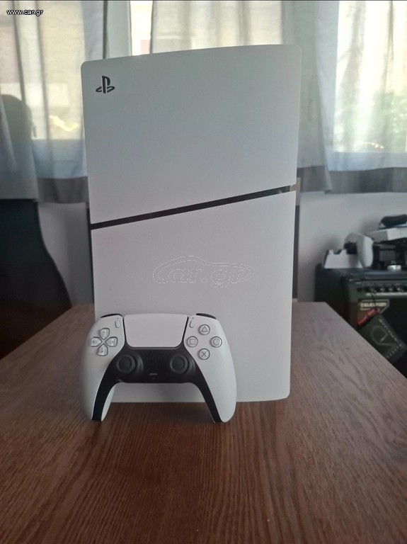 Playstation 5 slim with Disc | + games | + controller