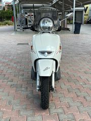 Aprilia Scarabeo 300S 2012