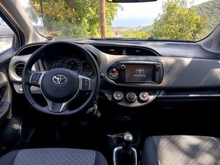 Toyota Yaris 2015 YARIS 1.0 VVTI-thumb-12