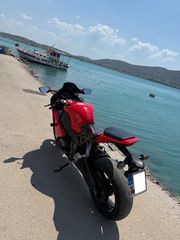 Honda CBR 1000RR 2008-thumb-5