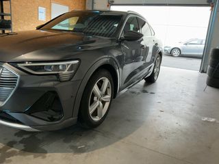 Audi e-tron 2020 Audi e-tron 2020 Sportback 55 quattro S line-thumb-1