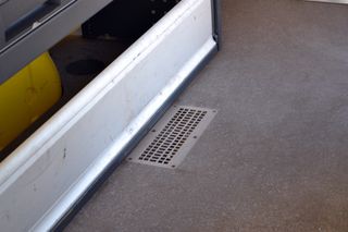ΡΑΦΙΑ - ΕΡΓΑΛΕΙΟΘΗΚΕΣ BOTT- Πλήρες Σετ 3 τμχ + INVERTER !!! Απο Vito-thumb-5