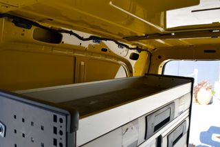 ΡΑΦΙΑ - ΕΡΓΑΛΕΙΟΘΗΚΕΣ BOTT- Πλήρες Σετ 3 τμχ + INVERTER !!! Απο Vito-thumb-18