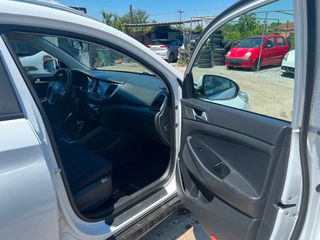 Hyundai Tucson 2016 automatic-thumb-16