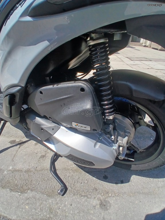 Piaggio Liberty 150 2025 LIBERTY 150 S